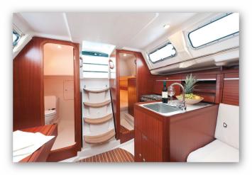 Yachtcharter Dehler32 2Cab 1WC Pantry