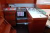 Yachtcharter Dufour 40e (3Cab/2WC) Pantry