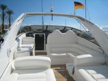 Yachtcharter Sunseeker Superhawk 43 Cockpit