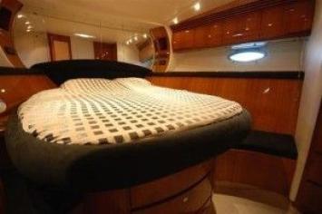 Yachtcharter Pershing 54 (3Cab/3WC) Kabine