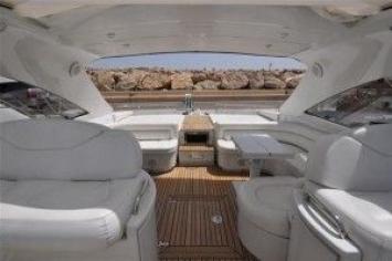 Yachtcharter Pershing 54 (3Cab/3WC) Cockpit
