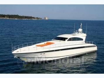 Yachtcharter Leopard 23 (3Cab/3WC) Bug Seite