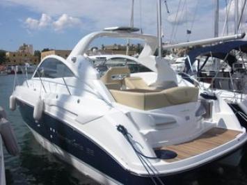 Yachtcharter Monte Carlo 32 open Seite Heck