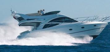 Yachtcharter Galeon 440 Fly  Seitenansicht