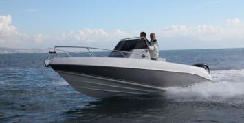 Yachtcharter Salpa 20 GT Seitenansicht