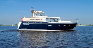 Yachtcharter Advantage 42 (3Cab/2WC) Seitenansicht