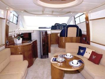Yachtcharter Astondoa 43 Fly (2Cab/2WC) Salon