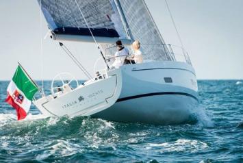 Yachtcharter ITALIA 13.98 Heck