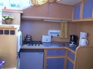 Yachtcharter Renal 40  Pantry