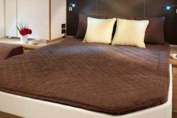 Yachtcharter Sealine SC47 (2Cab/2WC) Kabine