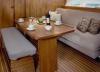 Yachtcharter Delphia Escape 1050 (3Cab/1WC) Salon