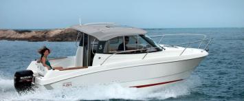 Yachtcharter Beneteau Antares 6.80 Seitenansicht