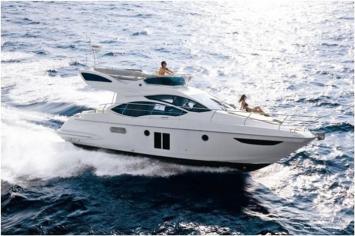 Yachtcharter Azimut 38 Fly  Seite Bug