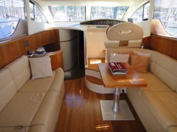 Yachtcharter Intermare 43 Fly Salon