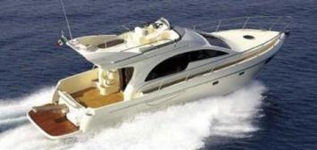 Yachtcharter Intermare 43 Fly Seite Deck
