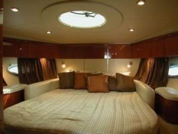 Yachtcharter Sunseeker Predator 58 Kabine