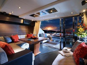 Yachtcharter Sunseeker Predator 64 Salon
