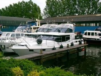 Yachtcharter Vri Jon Contessa 37