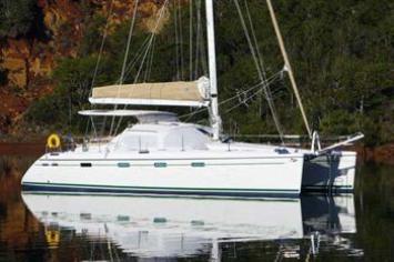 Yachtcharter Privilege 585 (4+2cab/4WC) Seitenansicht