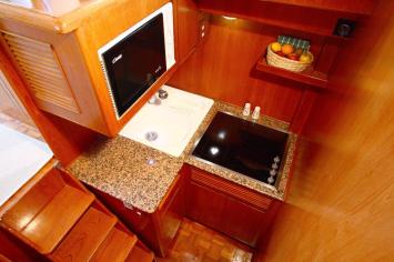 Yachtcharter Ocean Alexander 44 Pantry 3 Cab 2 WC