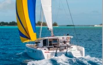 Yachtcharter Lagoon39 Prem 2Cab Back