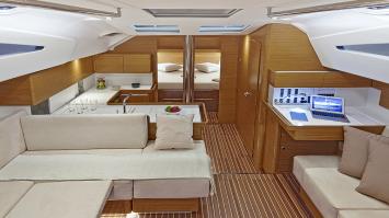 Yachtcharter Elan 494 Impression Innen1