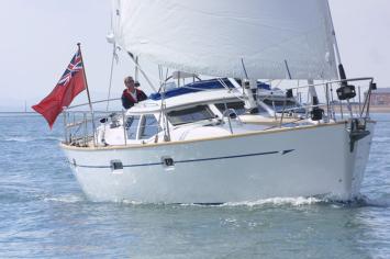 Yachtcharter Oyster 49 auÃen1