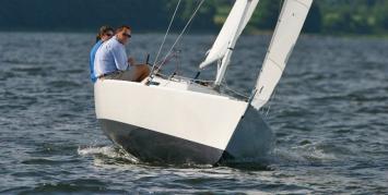 Yachtcharter J 22 auÃen1