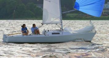 Yachtcharter J 22 auÃen2