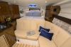 Yachtcharter Regal 32 Express innen3
