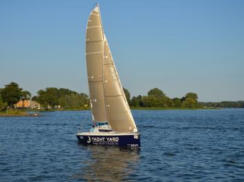 Yachtcharter focus 800 performance 1