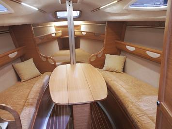 Yachtcharter focus 800 performance 8