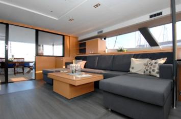 Yachtcharter Fountaine Pajot VICTORIA 67 YKR_3350