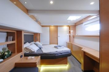 Yachtcharter Fountaine Pajot VICTORIA 67 cabin YKR_3501