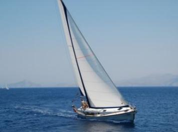 Yachtcharter Bavaria 42 4cab top