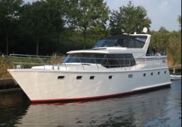 Yachtcharter Aquacraft 1400 (4Cab) Seite Bug