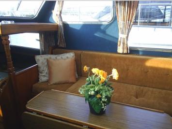 Yachtcharter Aquacraft 1150 (2Cab) Salon