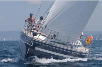 Yachtcharter Sunbeam 39 (2Cab) Bug