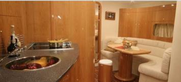 Yachtcharter Mira 43 (3Cab 2WC) Salon Pantry