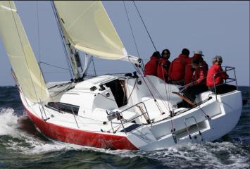 Yachtcharter Sun Fast 3200 (2Cab 1WC) Heck