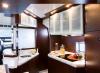 Yachtcharter Dominator 680 (3+1Cab 3WC) Pantry