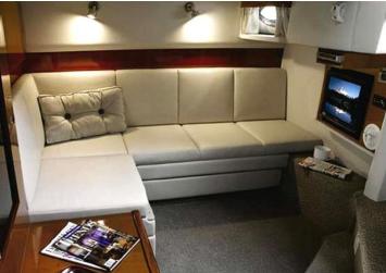 Yachtcharter Sea Ray 390 Sundancer 1Cab 1WC Salon