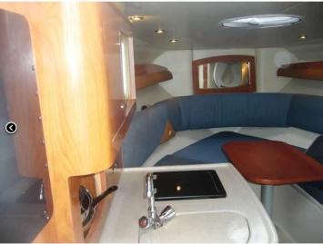 Yachtcharter Four Winns 278 Vista 1cab 1WC Salon