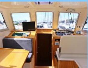 Yachtcharter Adria 1002 Vektor BT (3Cab 2WC) Cockpit