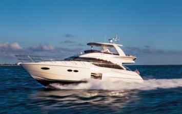 Yachtcharter Princess 56 Fly (3+1cab 2WC) Seite