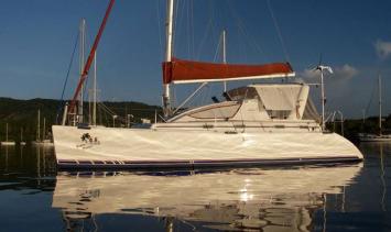 Yachtcharter Admiral 38 (3Cab 2WC) Seite