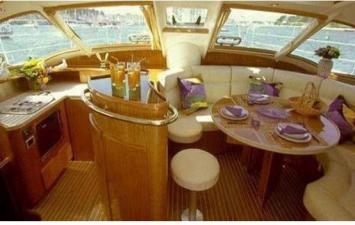 Yachtcharter Privilege 44 (4Cab 4WC) Salon