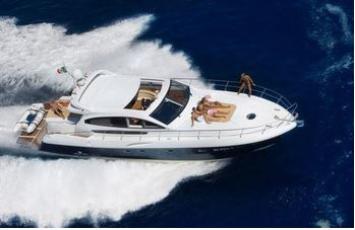Yachtcharter Alena 52 (3Cab 3WC) Seite Deck