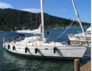 Yachtcharter Oceanis 510 4cab top