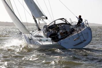 Yachtcharter Delphia 40 Action